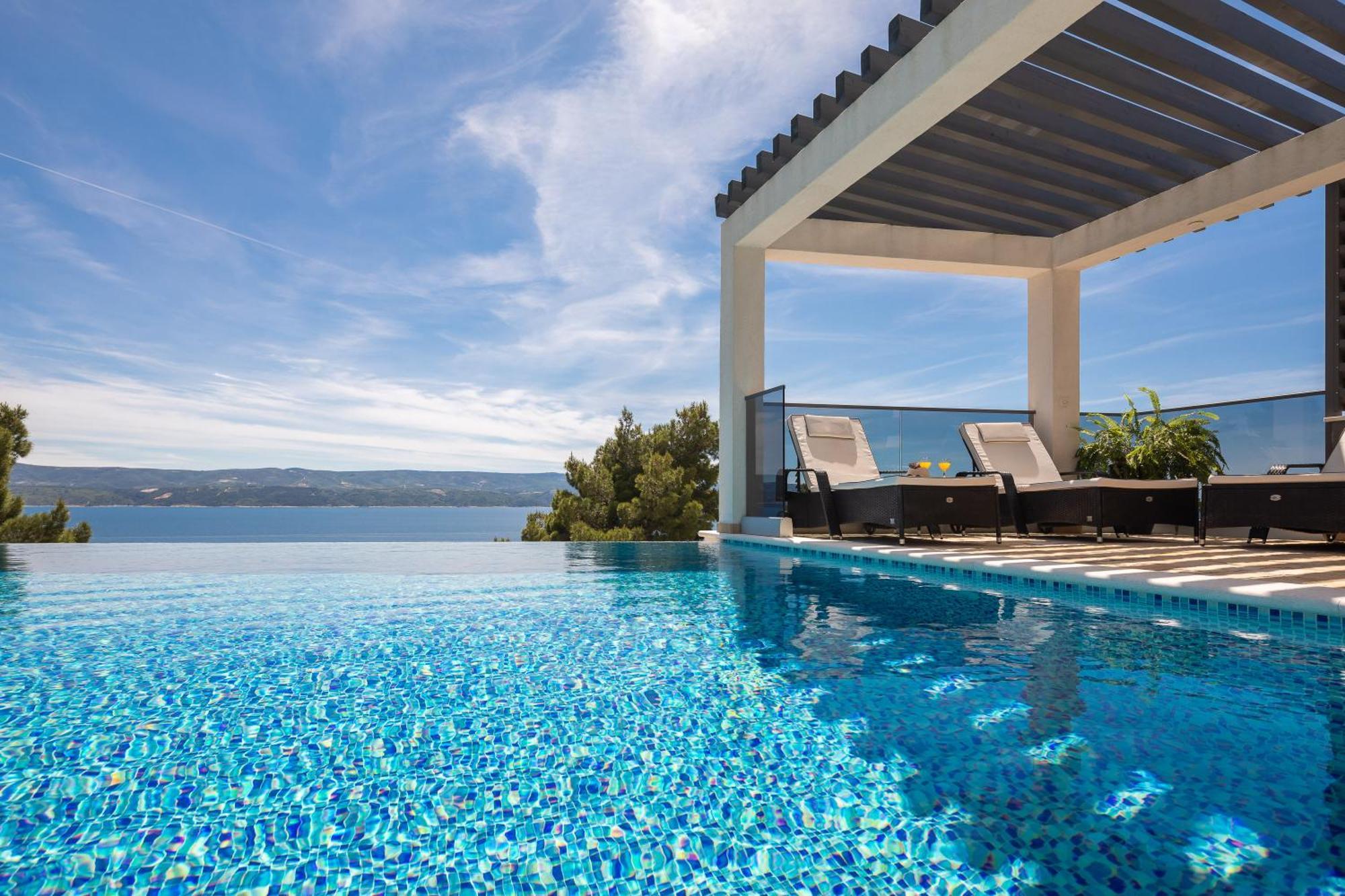 Luxury Seafront Villa With Heated Pool, Jacuzzi, Sea View, 150 M From Beach Stanici Eksteriør bilde