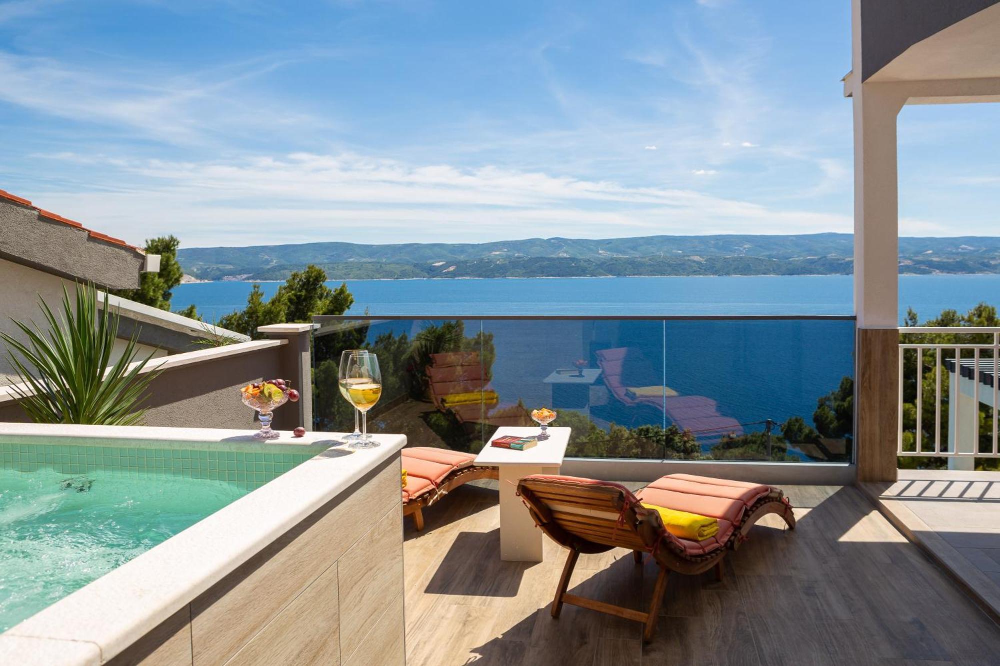 Luxury Seafront Villa With Heated Pool, Jacuzzi, Sea View, 150 M From Beach Stanici Eksteriør bilde