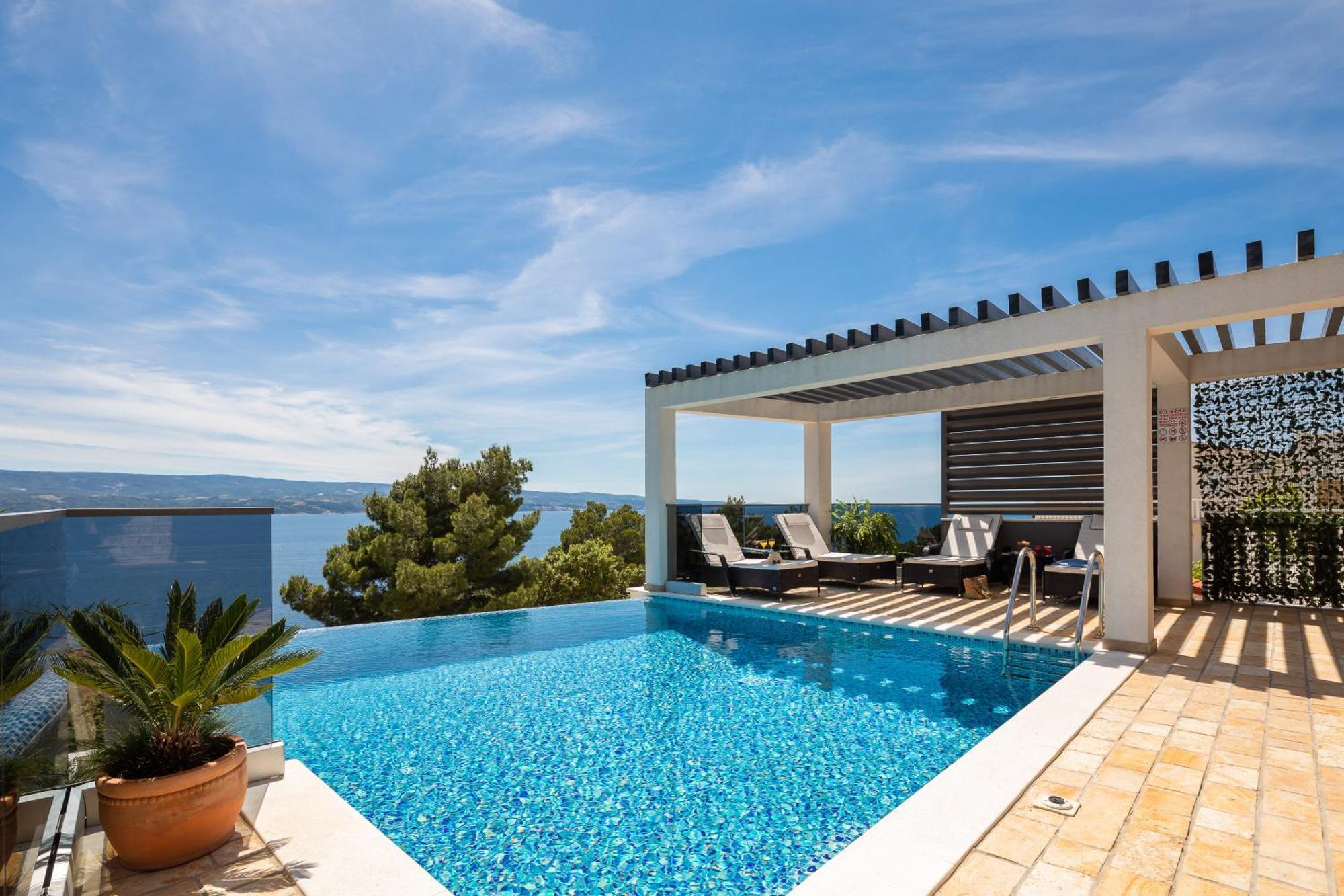 Luxury Seafront Villa With Heated Pool, Jacuzzi, Sea View, 150 M From Beach Stanici Eksteriør bilde
