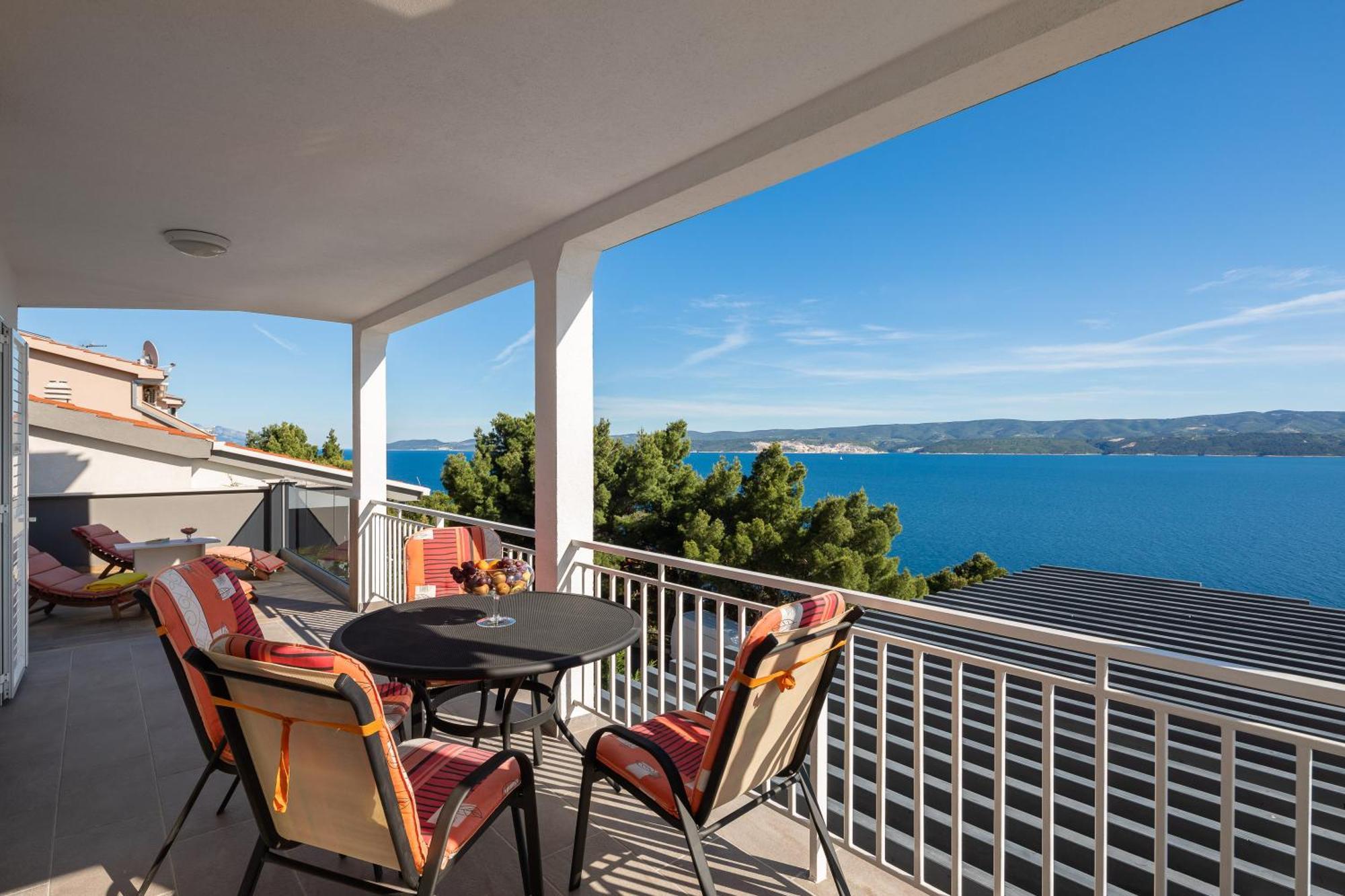 Luxury Seafront Villa With Heated Pool, Jacuzzi, Sea View, 150 M From Beach Stanici Eksteriør bilde