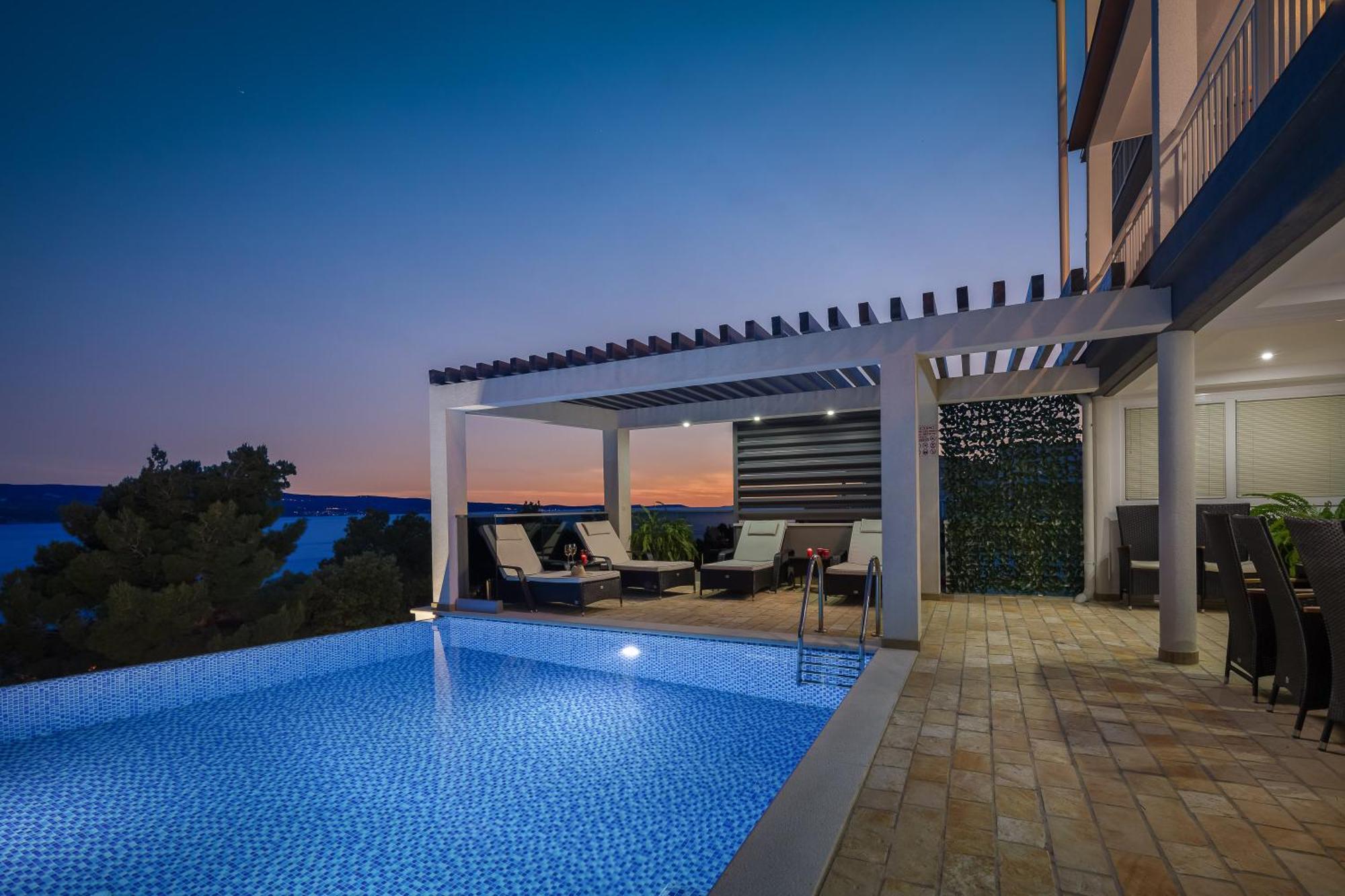 Luxury Seafront Villa With Heated Pool, Jacuzzi, Sea View, 150 M From Beach Stanici Eksteriør bilde